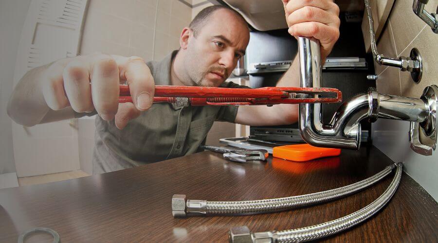 Expert burst pipe repair services in South Bend, IN